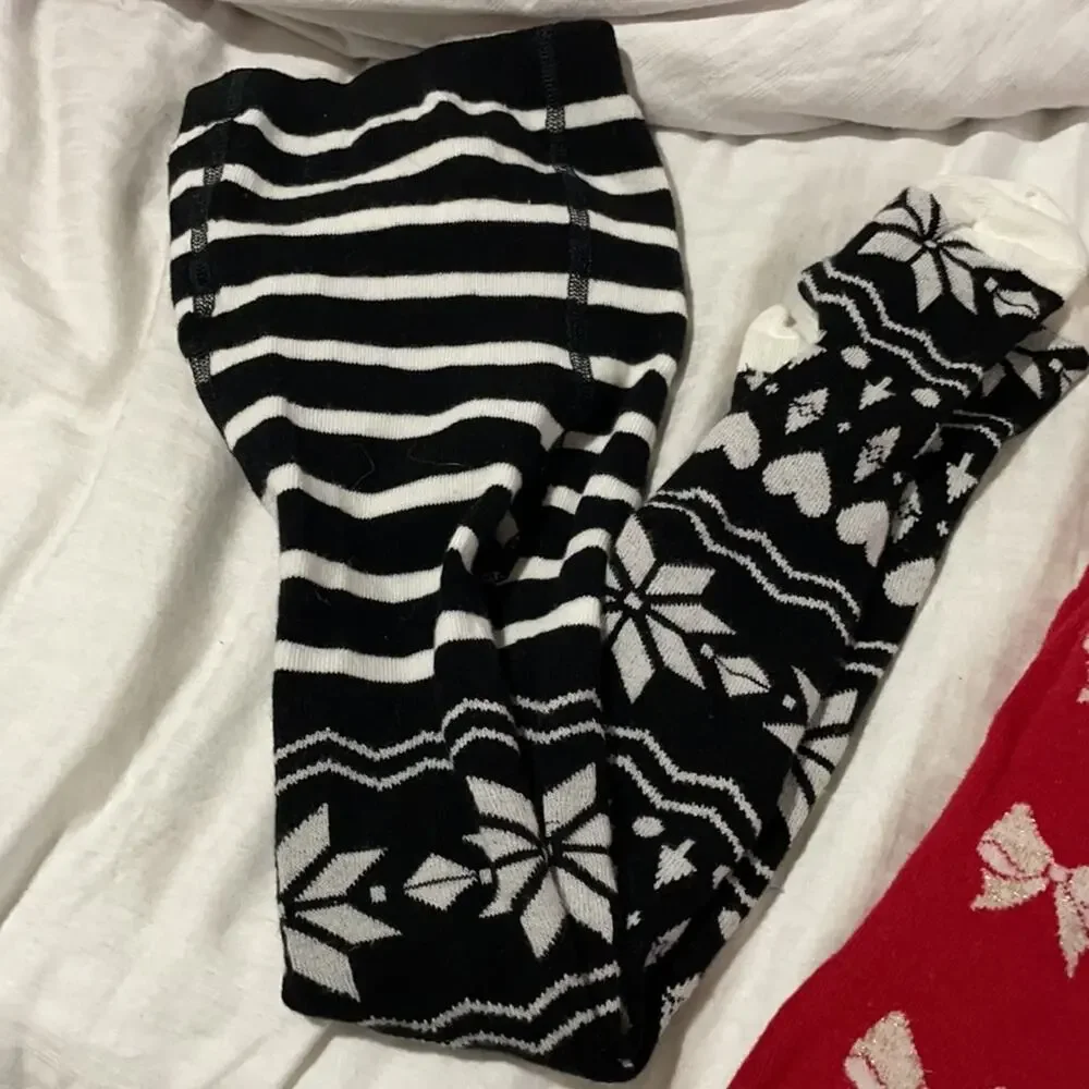 Hanna Andersson 90/100 3-4 footed tights black nwot and red worn once euc